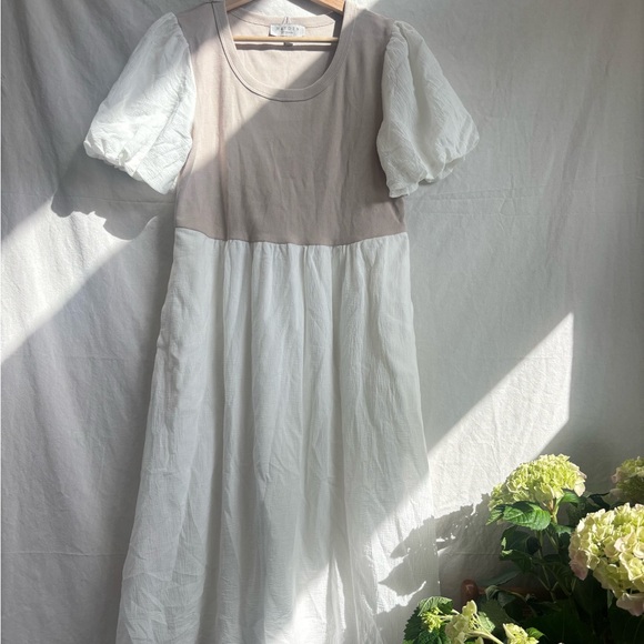 Dresses & Skirts - Two-Tone Puff Sleeve Dress - White and Beige